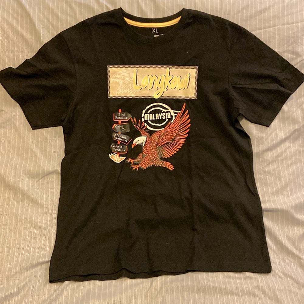 Men’s t-shirt